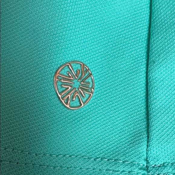 Lily Pulitzer Luxletic top. - Picture 6 of 7